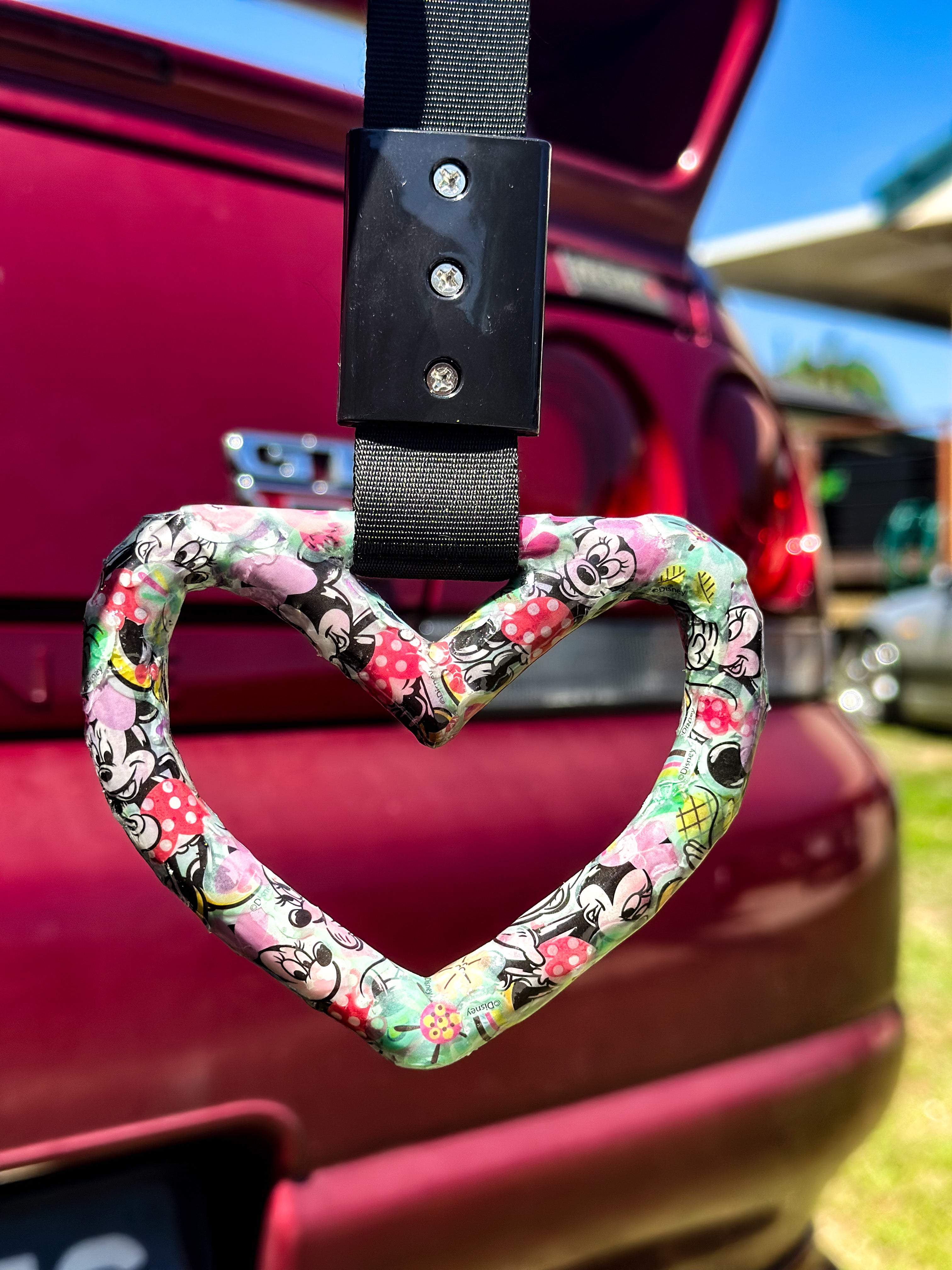 #24. Minnie Mouse Stickerbomb Tsurikawa